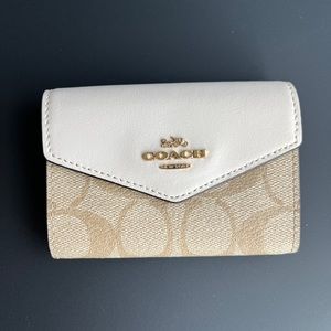New Coach Mini Cardholder Wallet